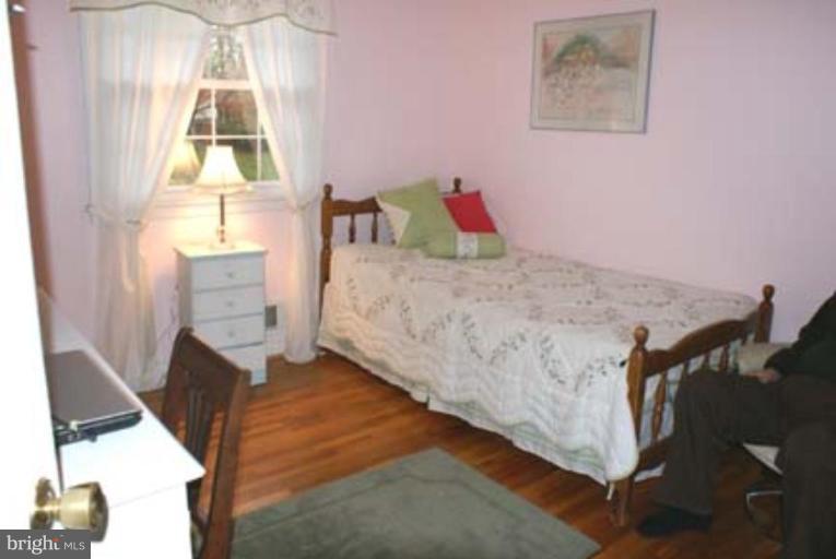 7006 Redmiles Road Laurel, MD 20707 - Photo 10 of 16 Bedroom #3