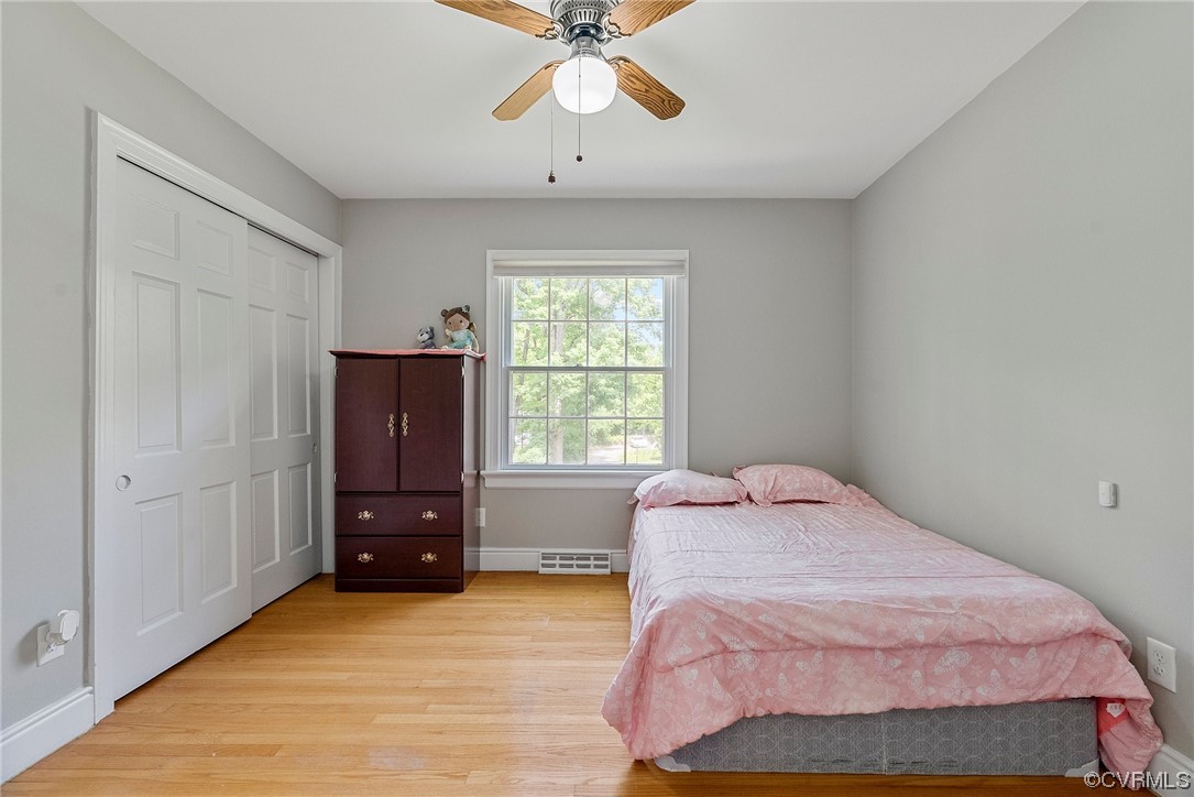 5038 Grassmere Road Richmond, VA 23234 - Photo 29 of 50 a bedroom with a bed and a window