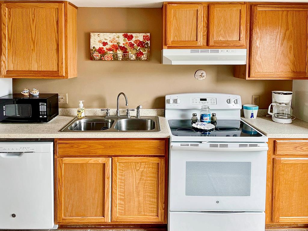 7181 Bunting Road Chincoteague Island, VA 23336 - Photo 14 of 72