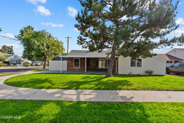 $869,999 | 17400 Hemmingway Street, Northridge, CA 91325