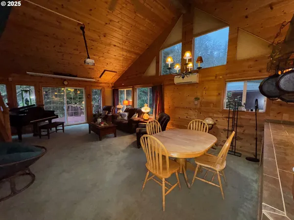 $399,000 | 1415 North Alvord Lane, Otis, OR 97368