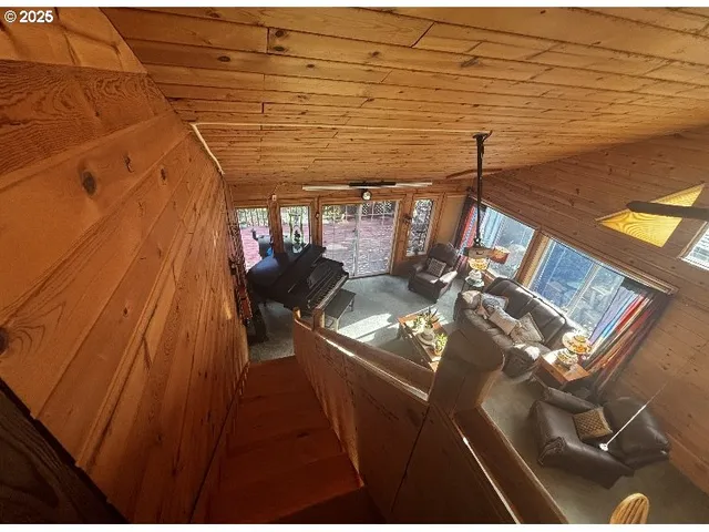 $429,000 | 1415 North Alvord Lane, Otis, OR 97368