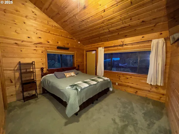 $399,000 | 1415 North Alvord Lane, Otis, OR 97368