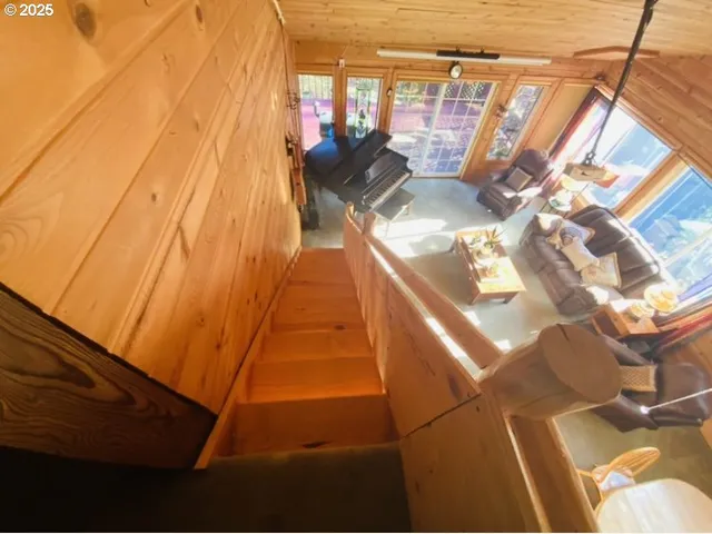 $429,000 | 1415 North Alvord Lane, Otis, OR 97368