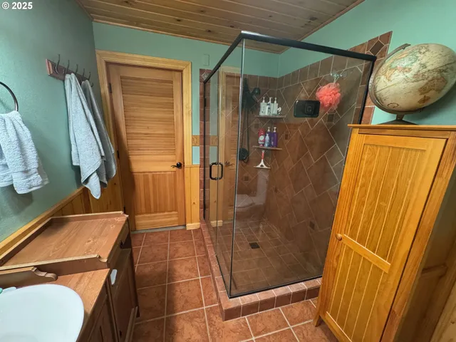 $429,000 | 1415 North Alvord Lane, Otis, OR 97368