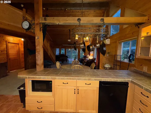 $429,000 | 1415 North Alvord Lane, Otis, OR 97368