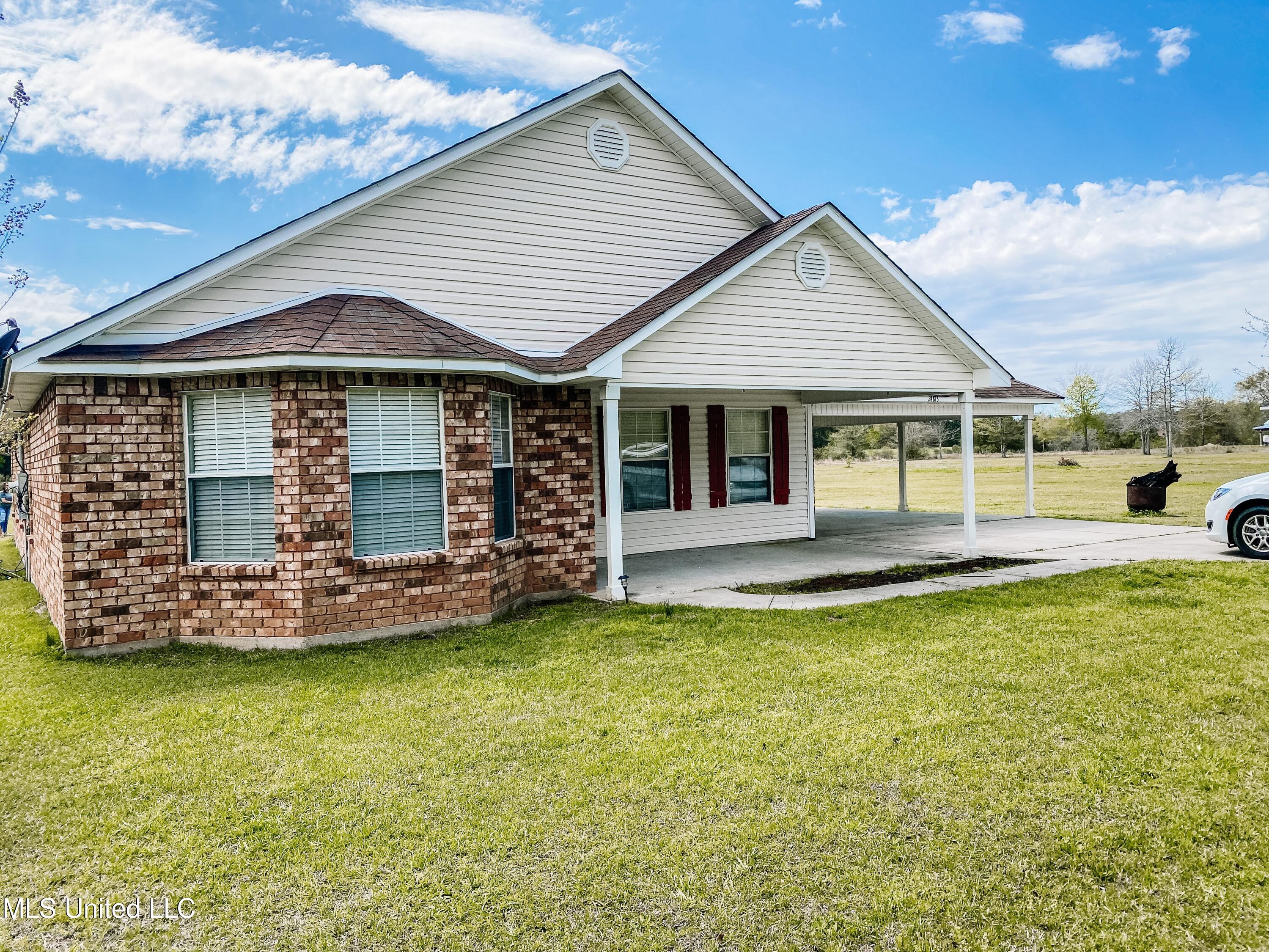 24813 Pine Road Lucedale, MS 39452 - Photo 1 of 17 Front of house
