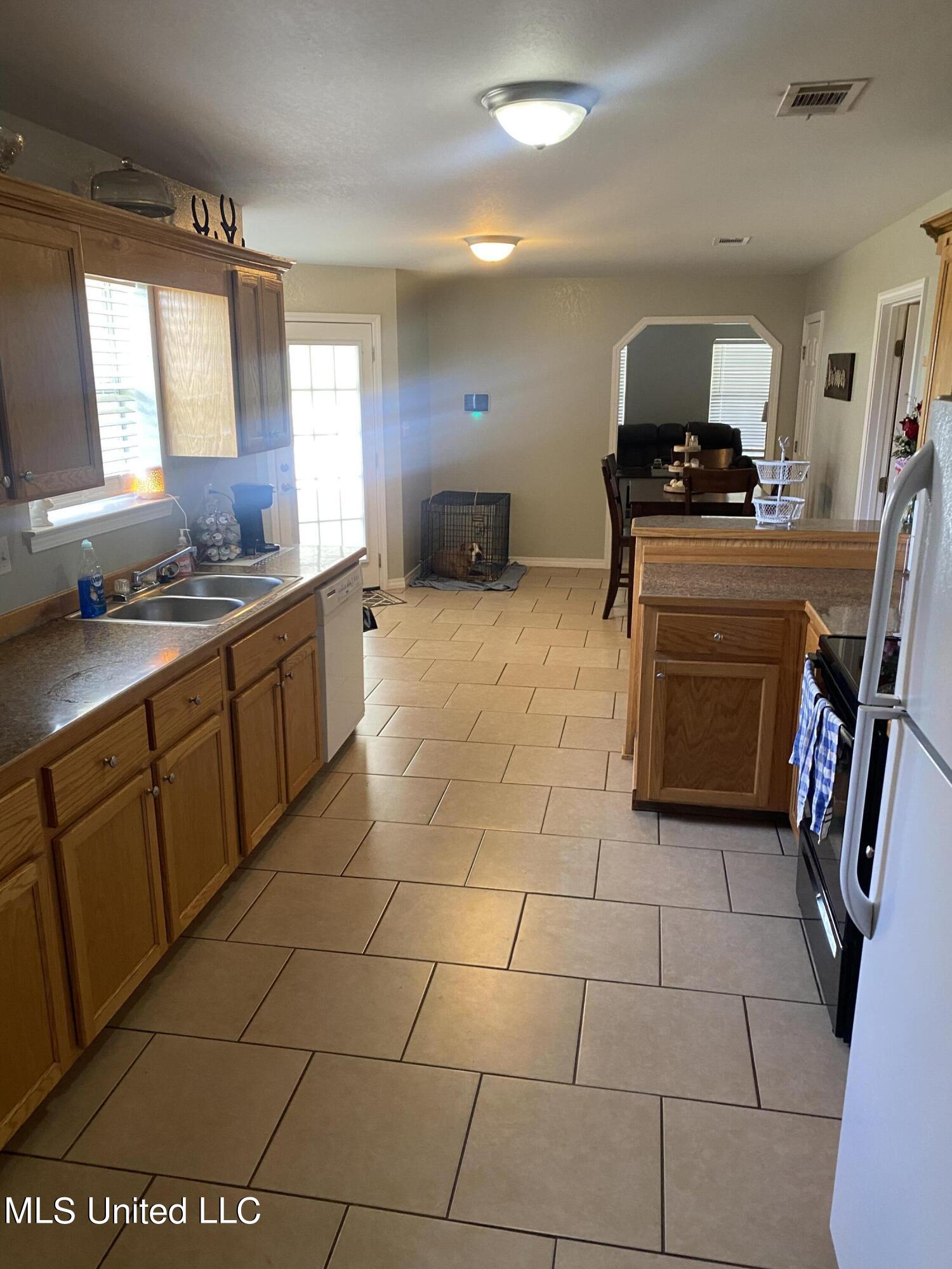 24813 Pine Road Lucedale, MS 39452 - Photo 5 of 17 1B285346-6F56-4F36-BEDD-3363458679F7