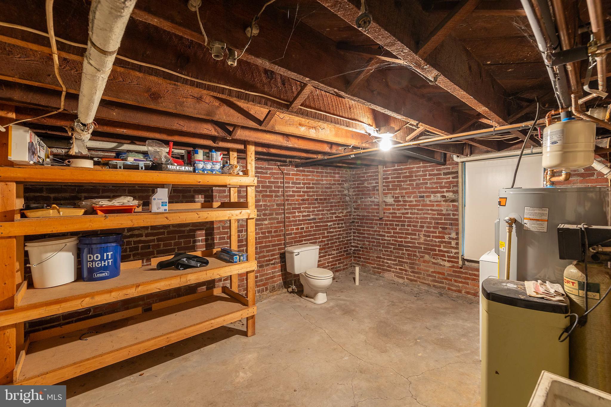 5342 Main Street Stephens City, VA 22655 - Photo 41 of 45 a view of storage room