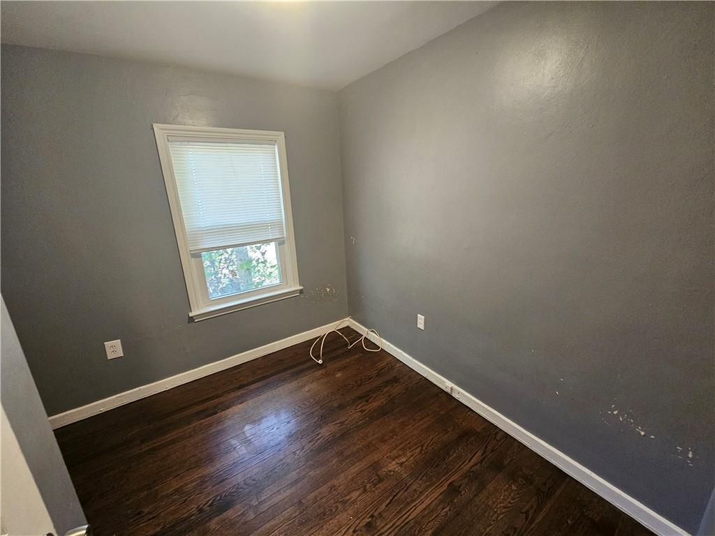 5462 Library Road Bethel Park, PA 15102 - Photo 18 of 29 Gallery Image 18