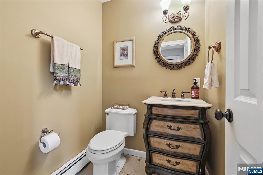 10 Arcadia Road Woodcliff Lake, NJ 07677 - Photo 12 of 33