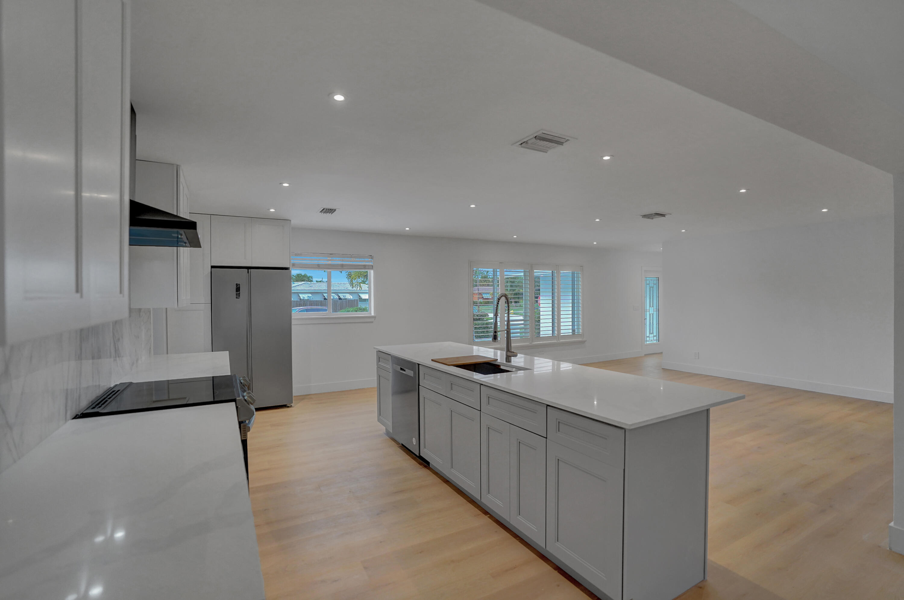 2298 Northeast 3rd Way Boca Raton, FL 33431 - Photo 26 of 55 open concept