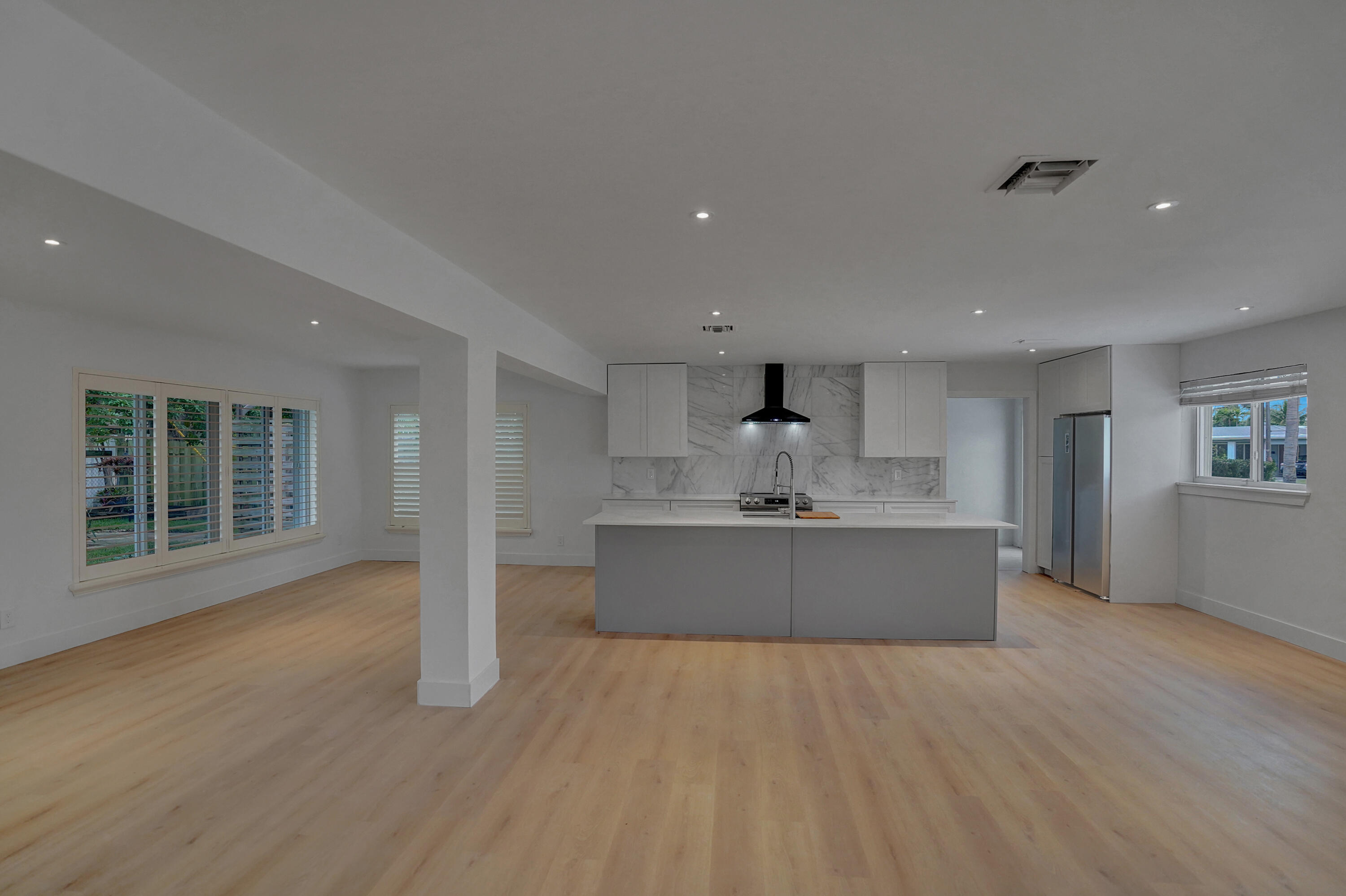 2298 Northeast 3rd Way Boca Raton, FL 33431 - Photo 31 of 55 modern living space