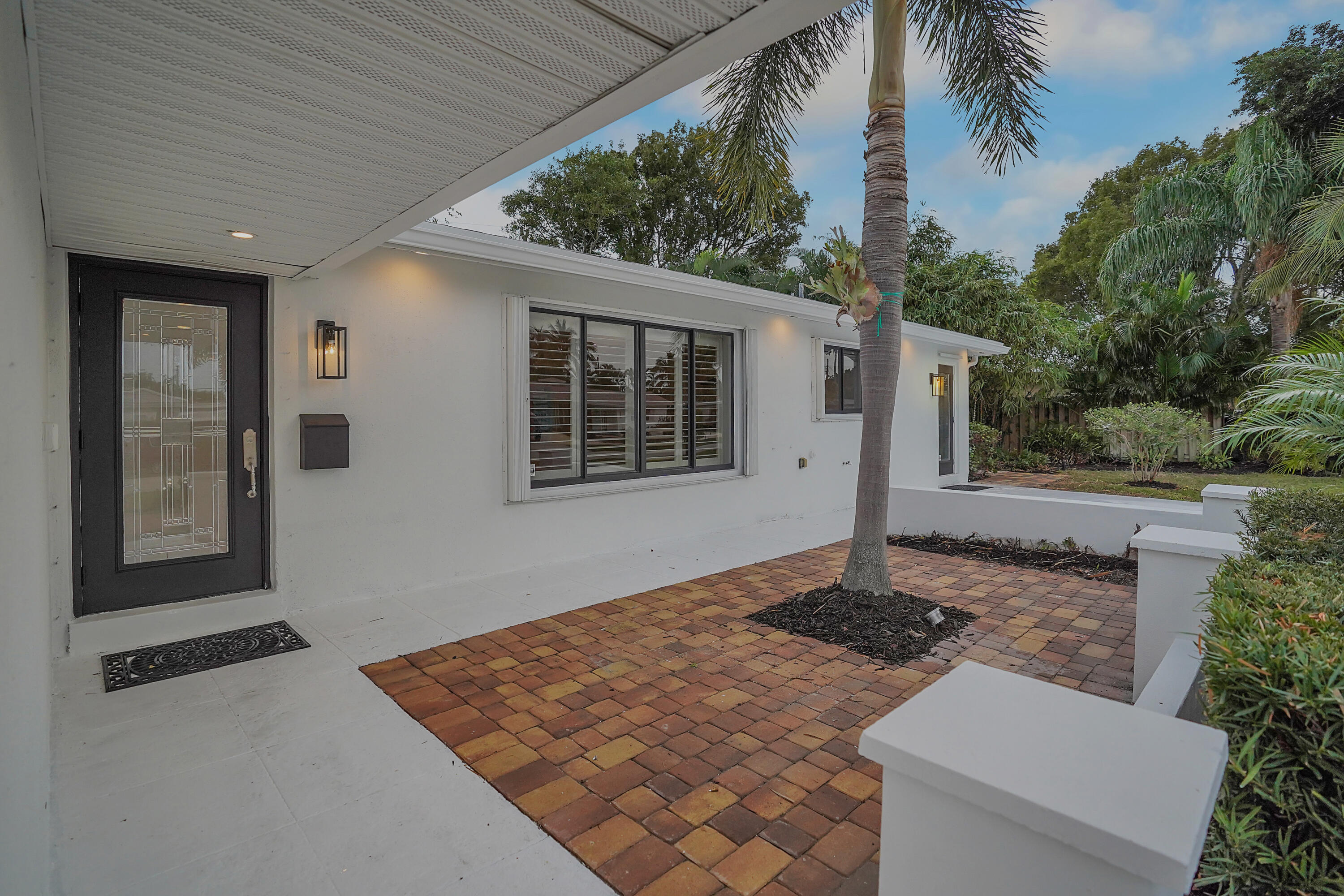 2298 Northeast 3rd Way Boca Raton, FL 33431 - Photo 49 of 55 mediterranean courtyard