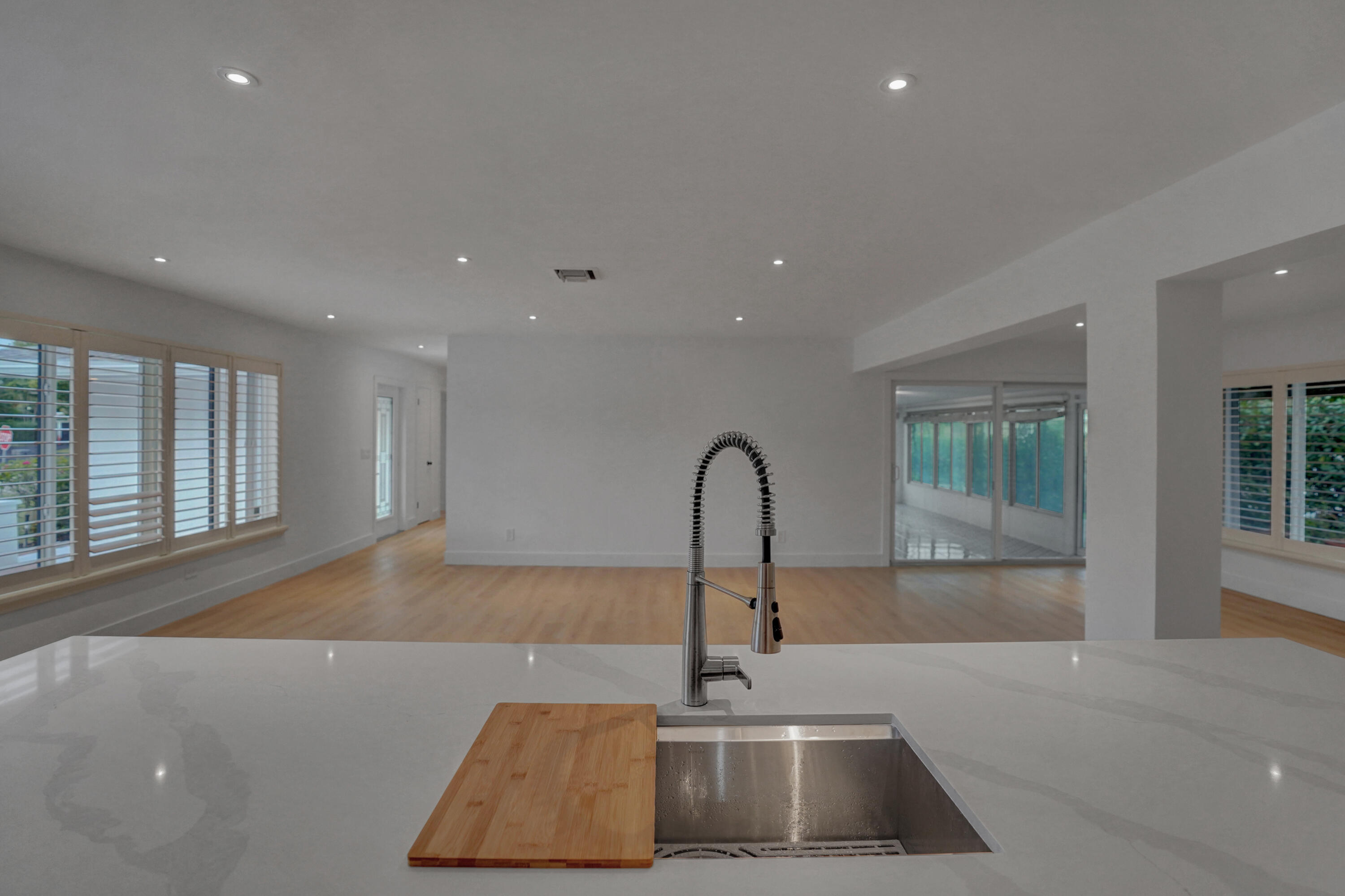 2298 Northeast 3rd Way Boca Raton, FL 33431 - Photo 9 of 55 entertainers dream