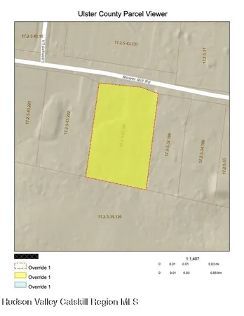 a picture of a bathroom