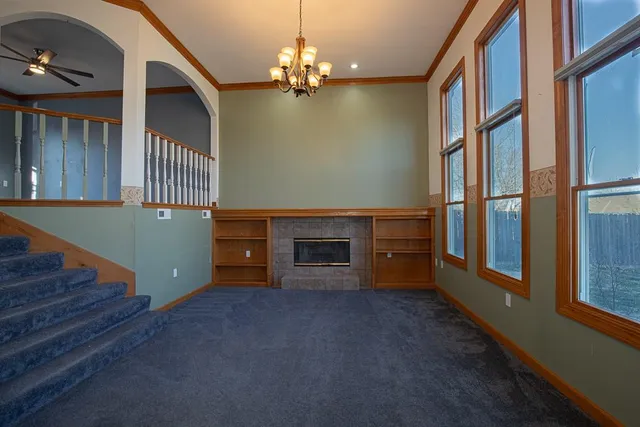 $335,000 | 2407 South Harding Street, Oak Grove, MO 64075