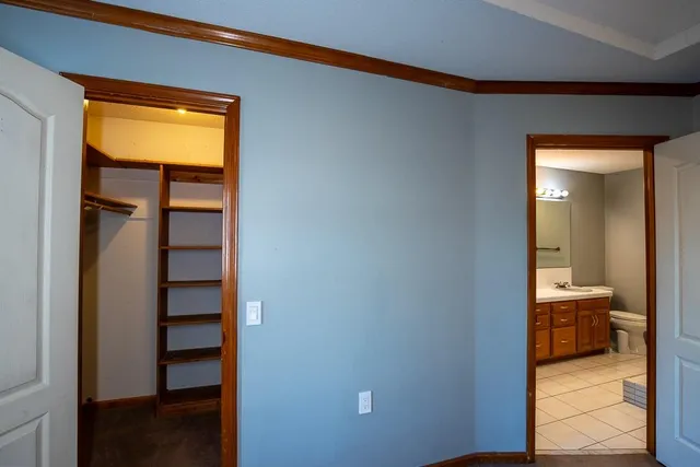 $335,000 | 2407 South Harding Street, Oak Grove, MO 64075