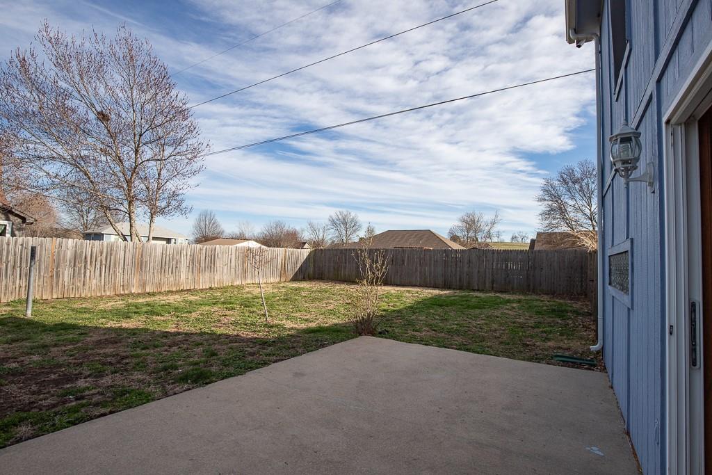 2407 South Harding Street Oak Grove, MO 64075 - Photo 63 of 68