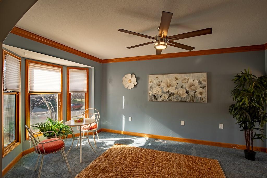 2407 South Harding Street Oak Grove, MO 64075 - Photo 8 of 68