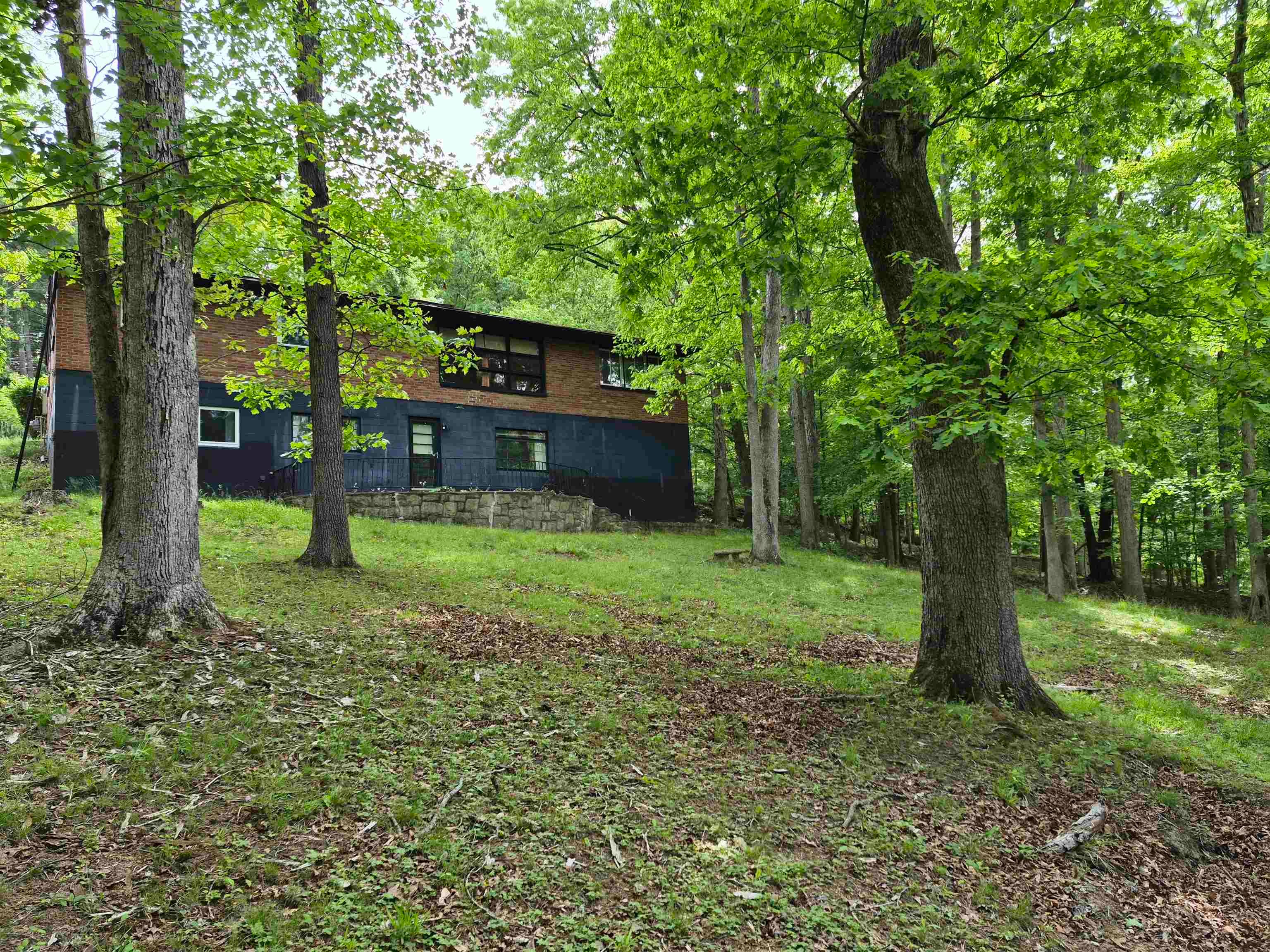 507 Forest Road Huntington, WV 25705 - Photo 18 of 21 Gallery Image 18
