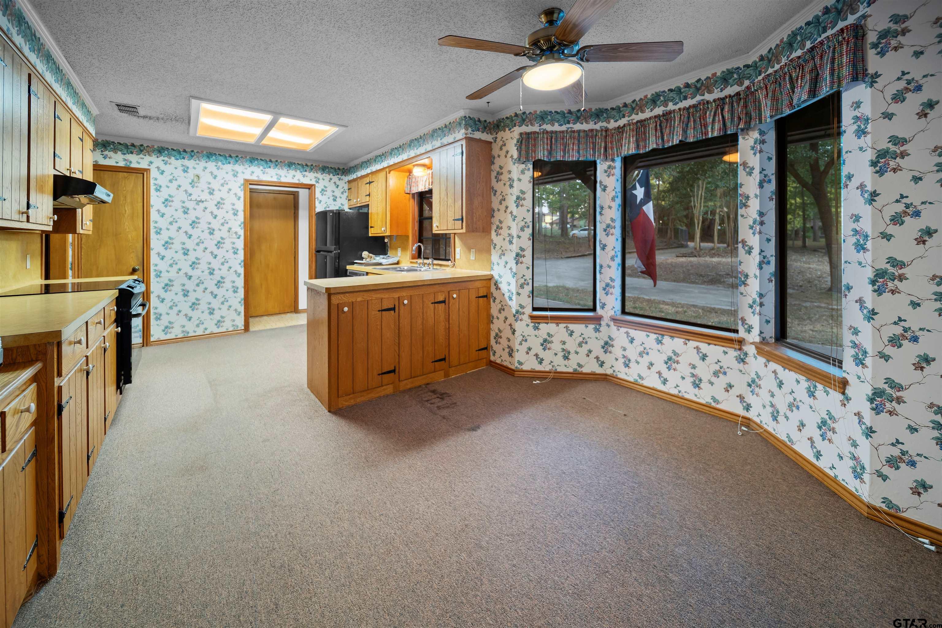15236 Hillview Road Tyler, TX 75703 - Photo 12 of 46 Gallery Image 12