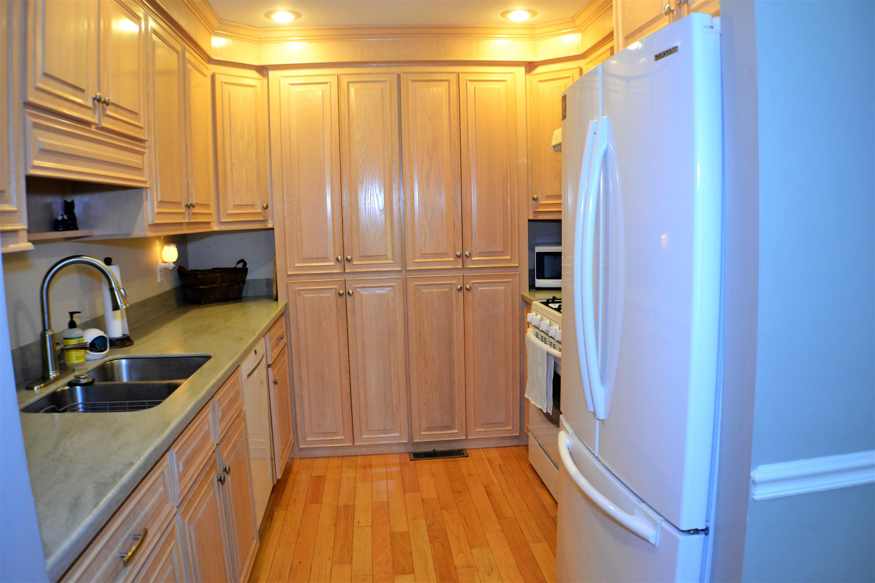 2023 Summerton Court Pinopolis, SC 29469 - Photo 9 of 27 Kitchen
