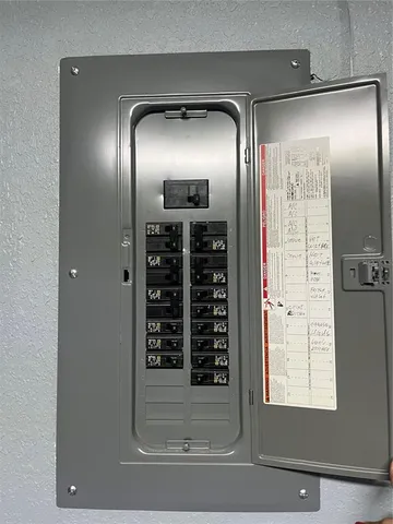 $244,990 | 9330 Southeast Maricamp Road, Ocala, FL 34472