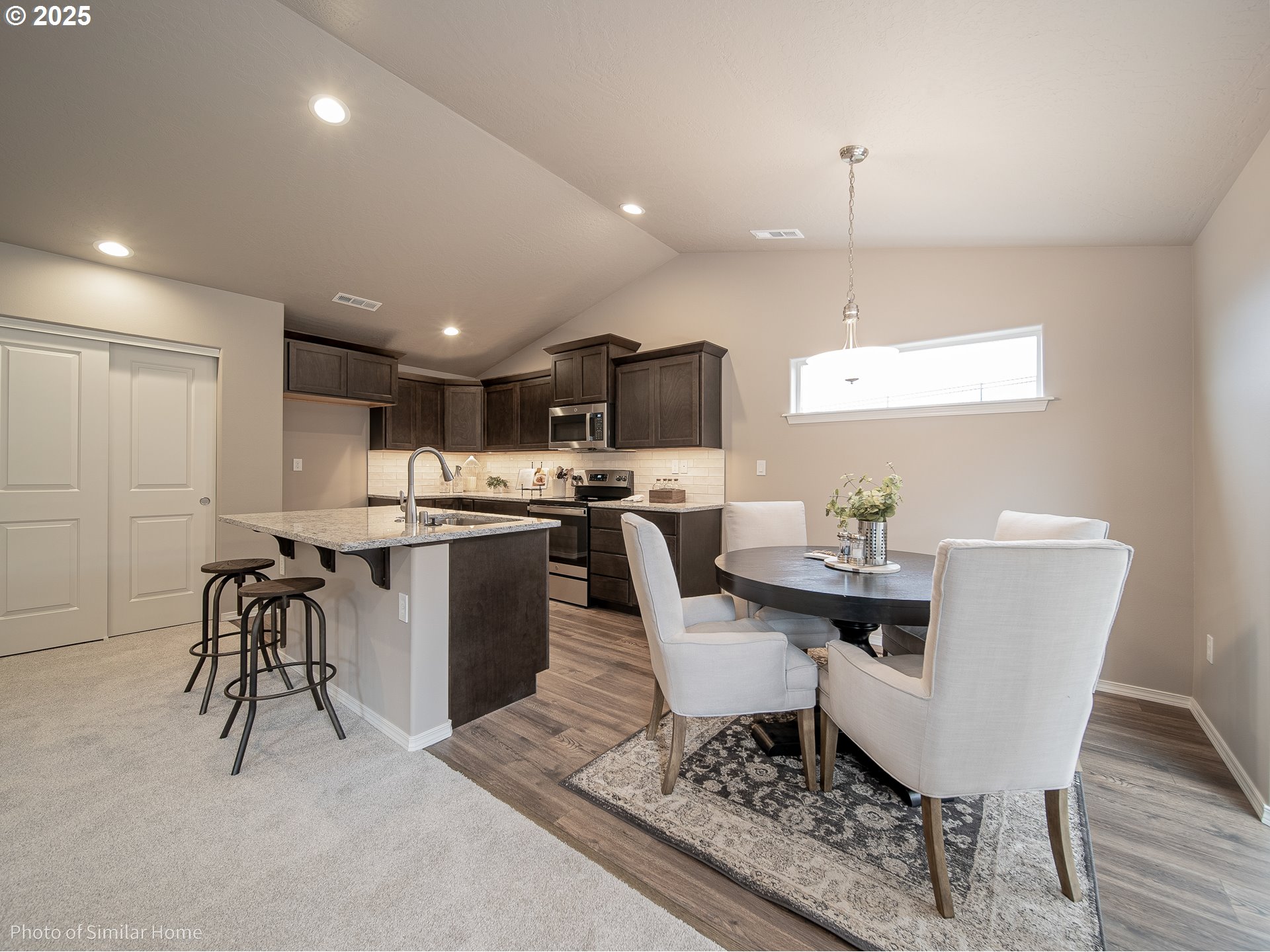 885 Yoss Court Cottage Grove, OR 97424 - Photo 9 of 13