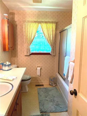 $349,000 | 1229 Woodbrook Drive, Kernersville, NC 27284