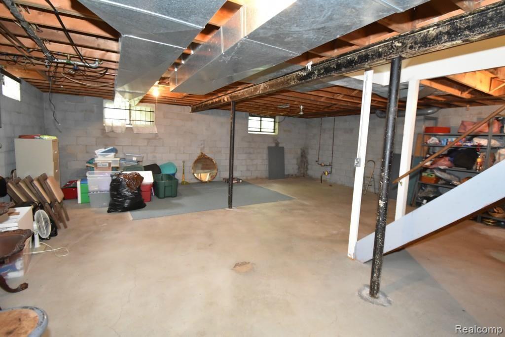 2284 West Avon Road Rochester Hills, MI 48309 - Photo 52 of 53
