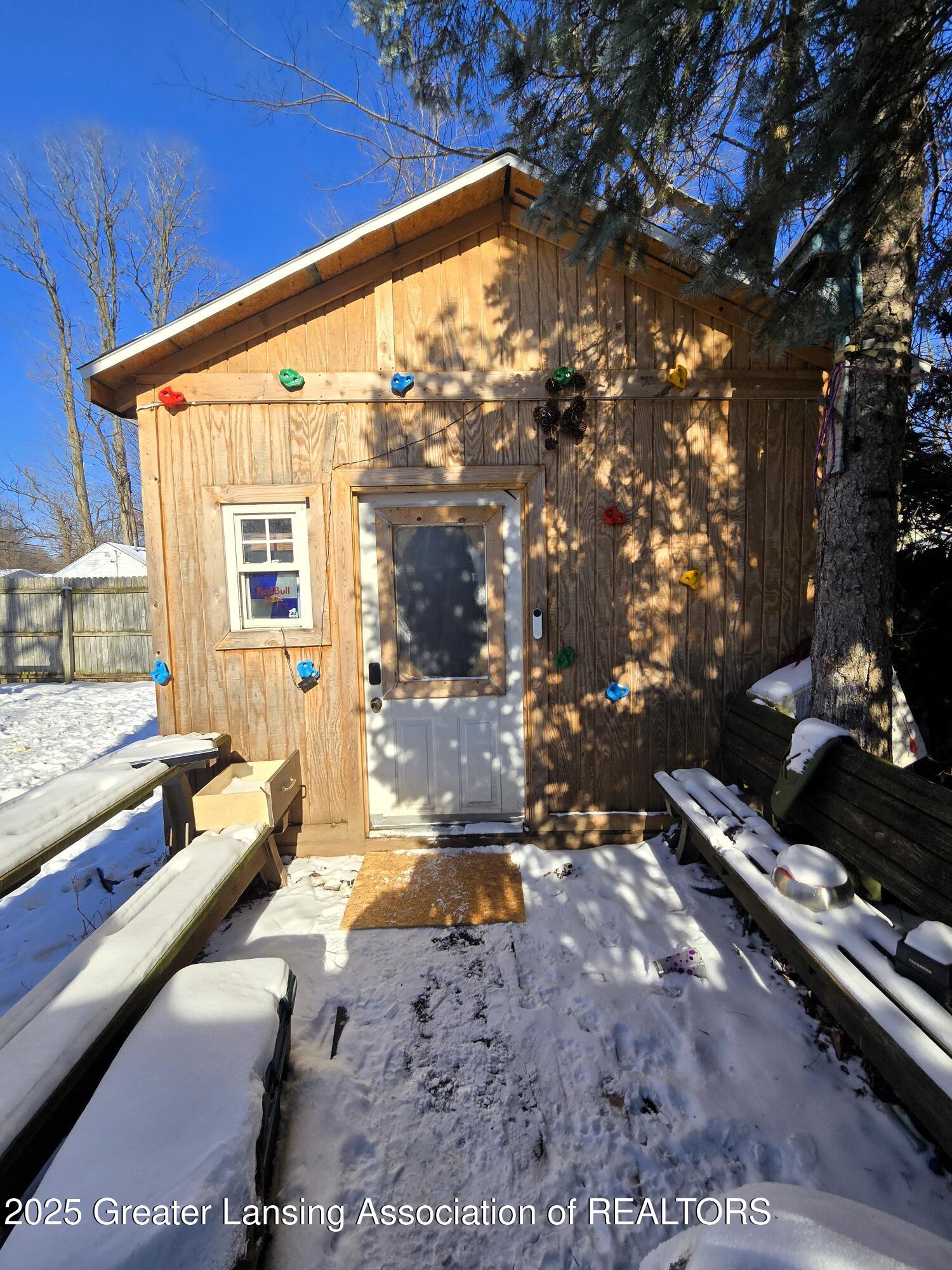 6849 North Aurelius Road Lansing, MI 48911 - Photo 12 of 19 Man Cave
