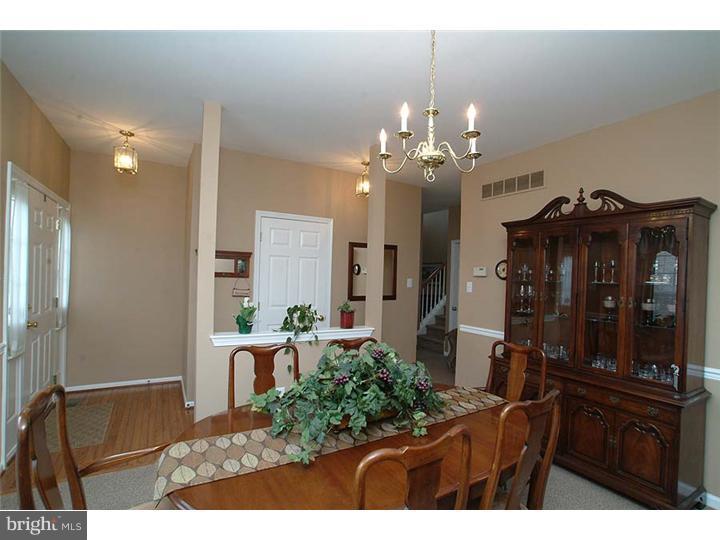 137 Milbury Road East Fallowfield, PA 19320 - Photo 2 of 25 Dining Room