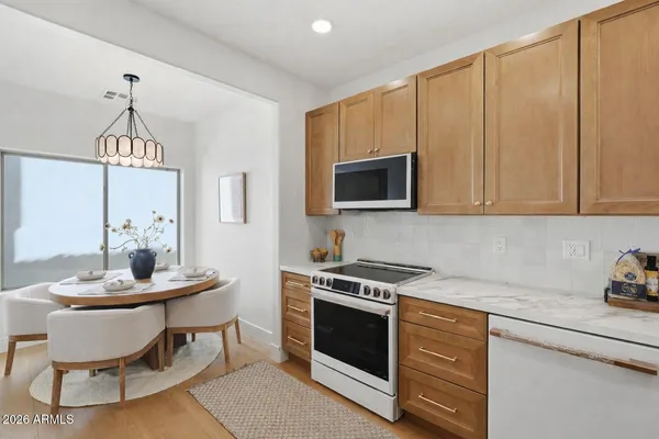 $632,900 | 3618 North 38th Street, Unit 14, Phoenix, AZ 85018