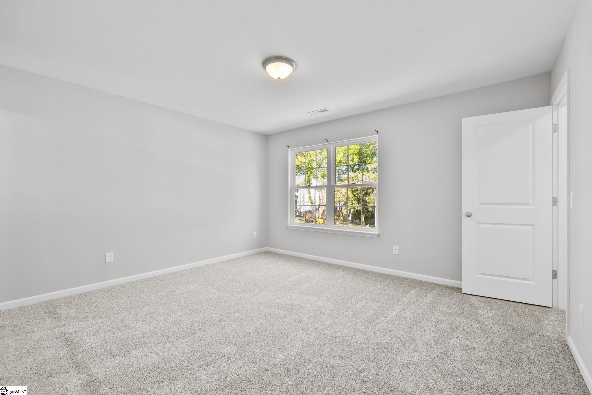 118 Village Court Greer, SC 29651 - Photo 20 of 33