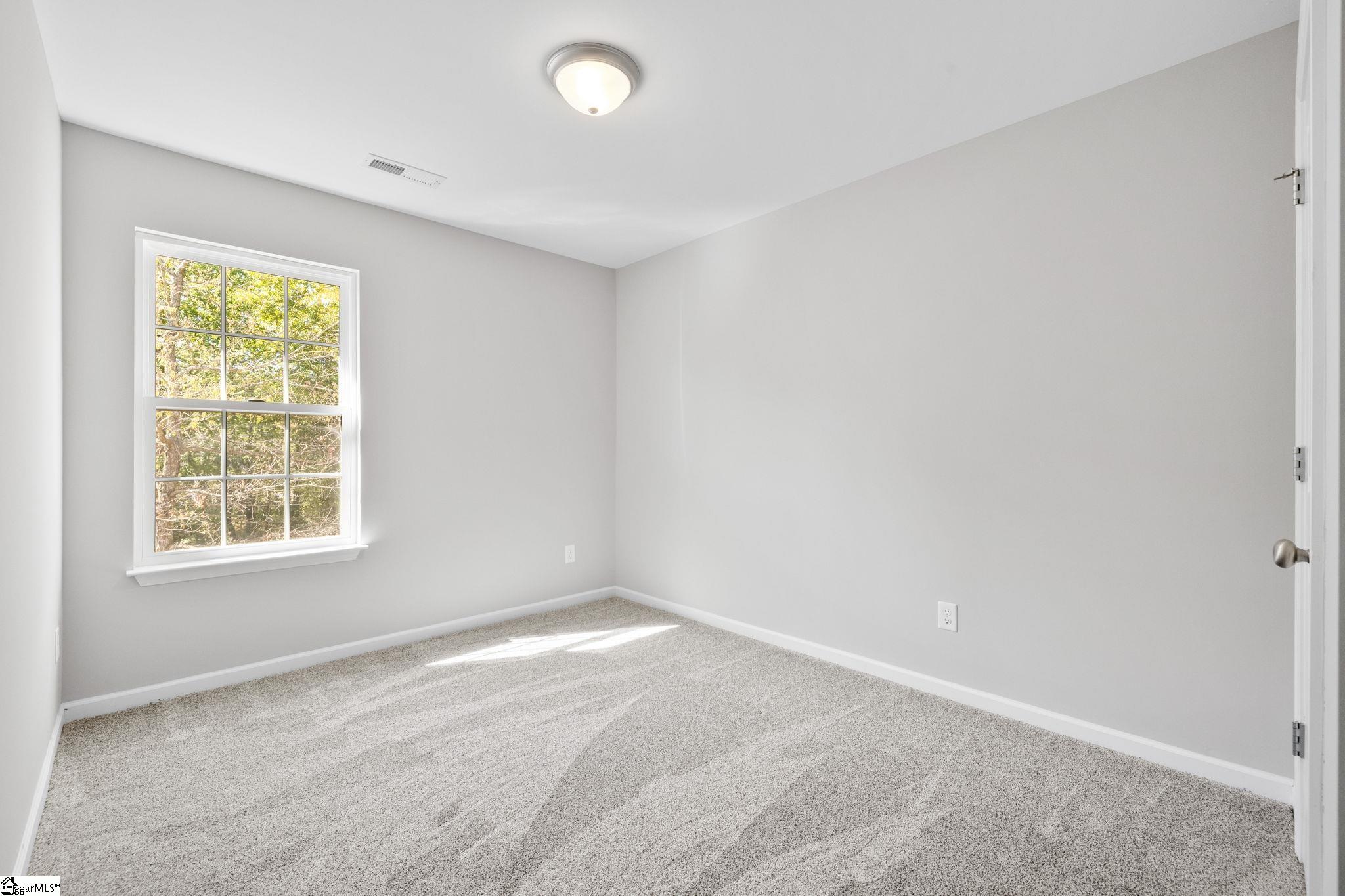 118 Village Court Greer, SC 29651 - Photo 24 of 33