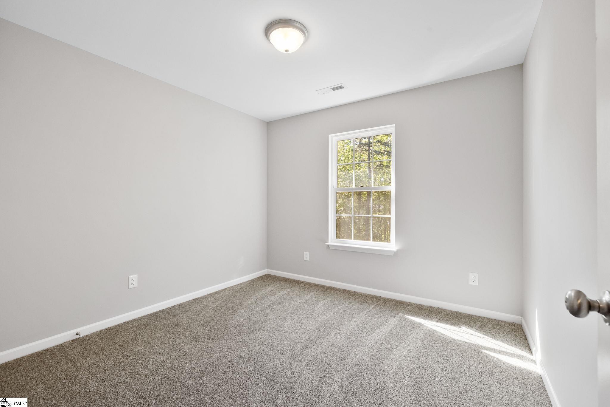 118 Village Court Greer, SC 29651 - Photo 25 of 33