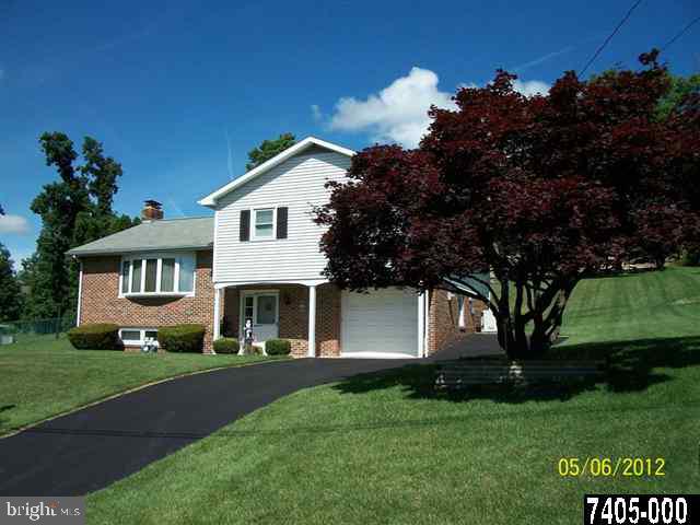 2174 Eden Road York, PA 17406 - Photo 3 of 25 Gallery Image 3
