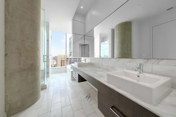 $8,500 | 210 Lavaca Street, Unit 2608, Austin, TX 78701