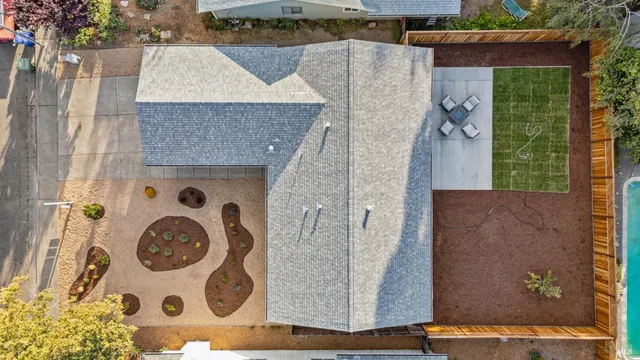 $1,049,000 | 8023 Washington Avenue, Sebastopol, CA 95472