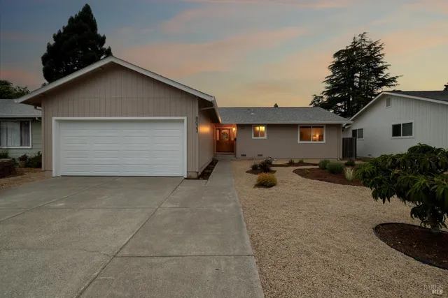 $1,049,000 | 8023 Washington Avenue, Sebastopol, CA 95472