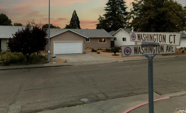 $1,049,000 | 8023 Washington Avenue, Sebastopol, CA 95472