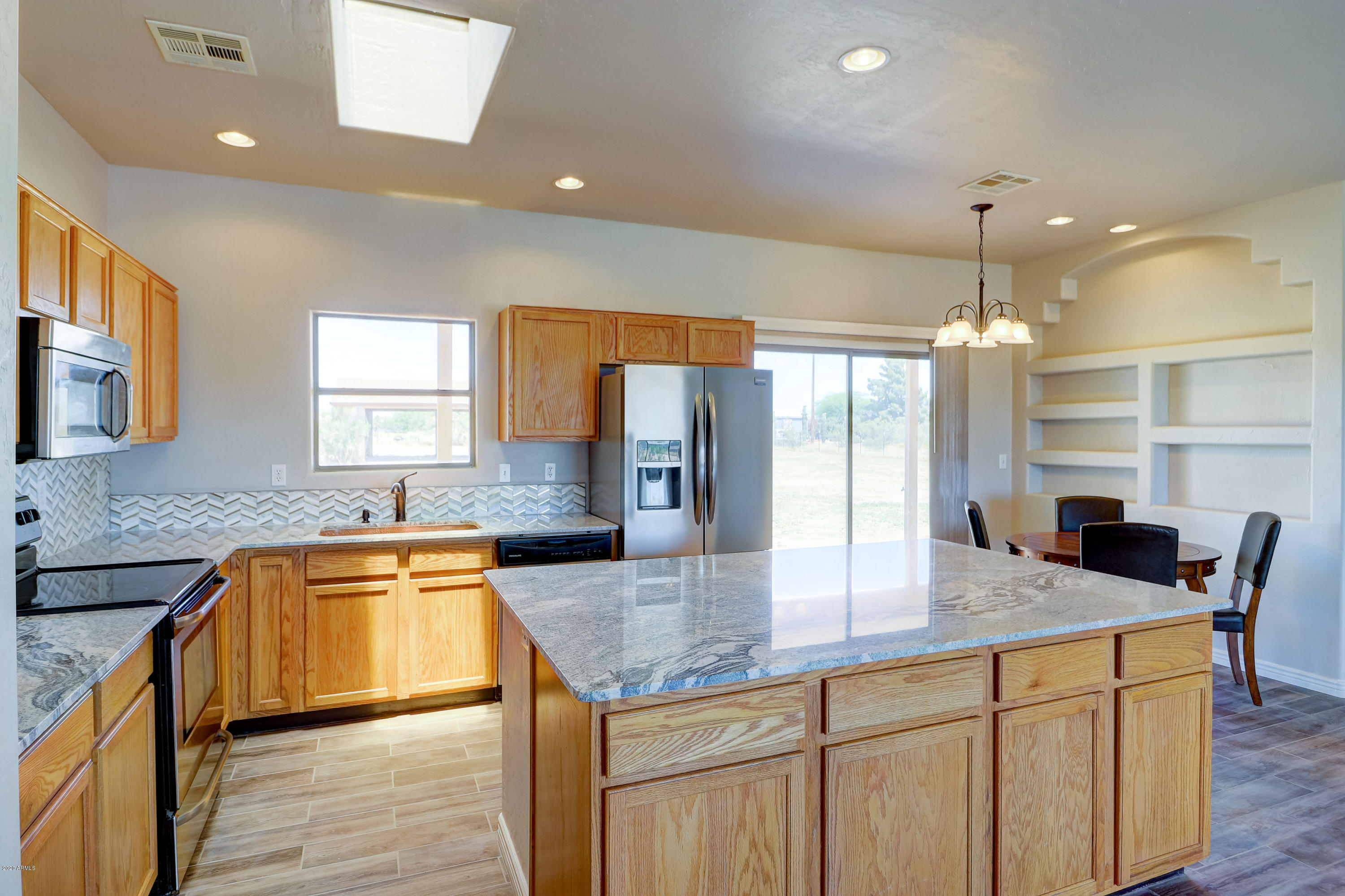 22540 Peak View Road Wittmann, AZ 85361 - Photo 11 of 33 Kitchen_3