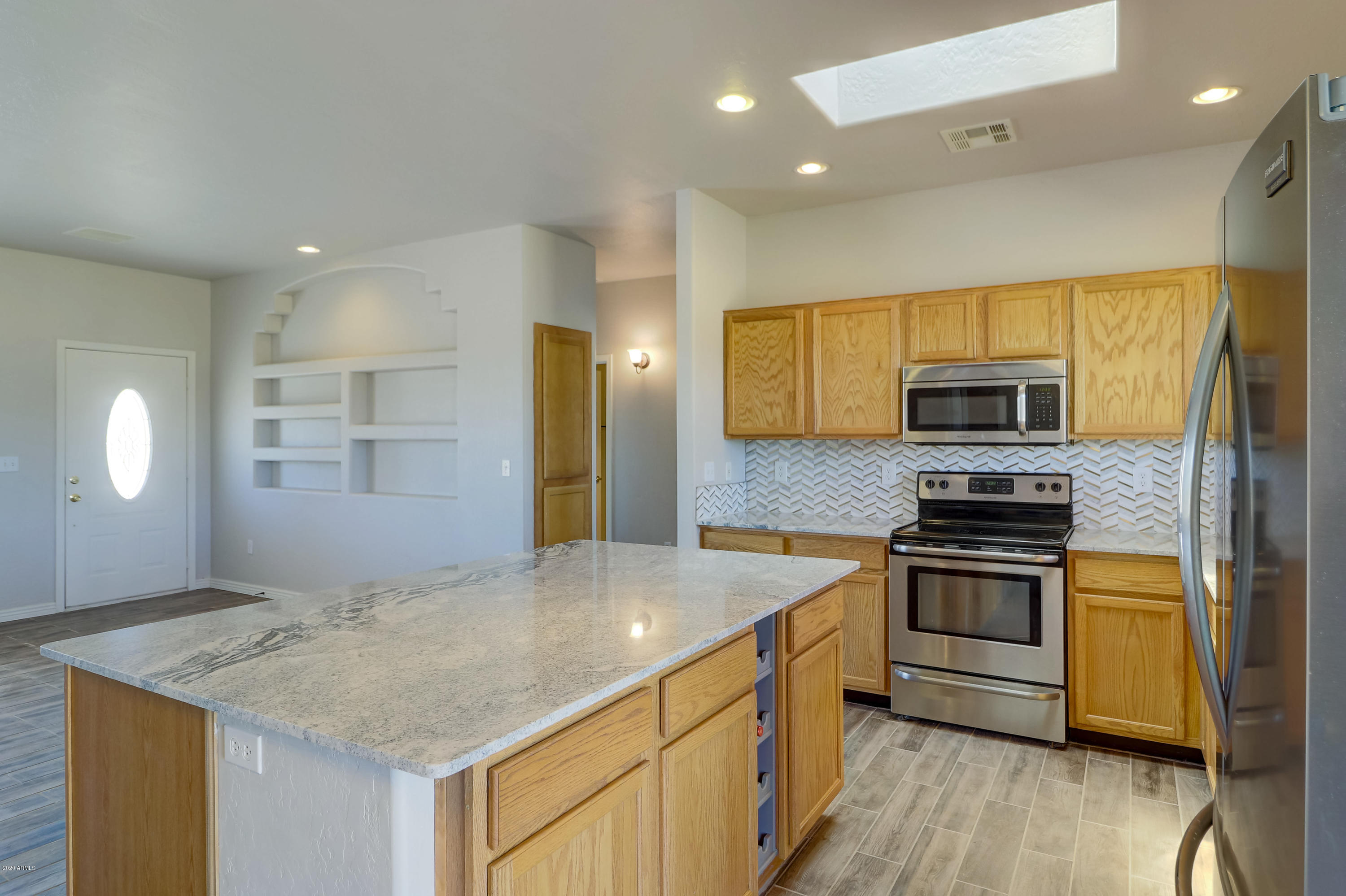 22540 Peak View Road Wittmann, AZ 85361 - Photo 12 of 33 Kitchen_4