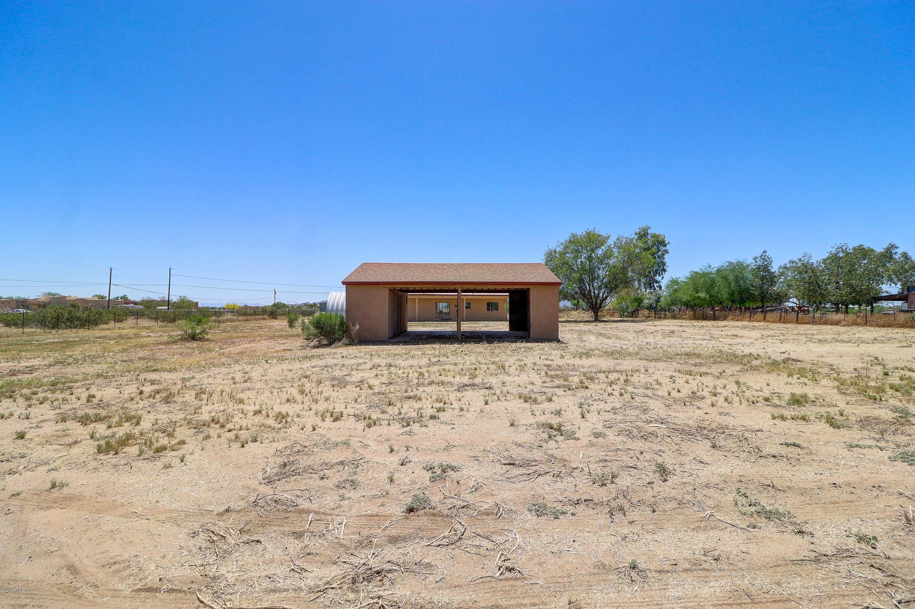 22540 Peak View Road Wittmann, AZ 85361 - Photo 30 of 33 Backyard_5