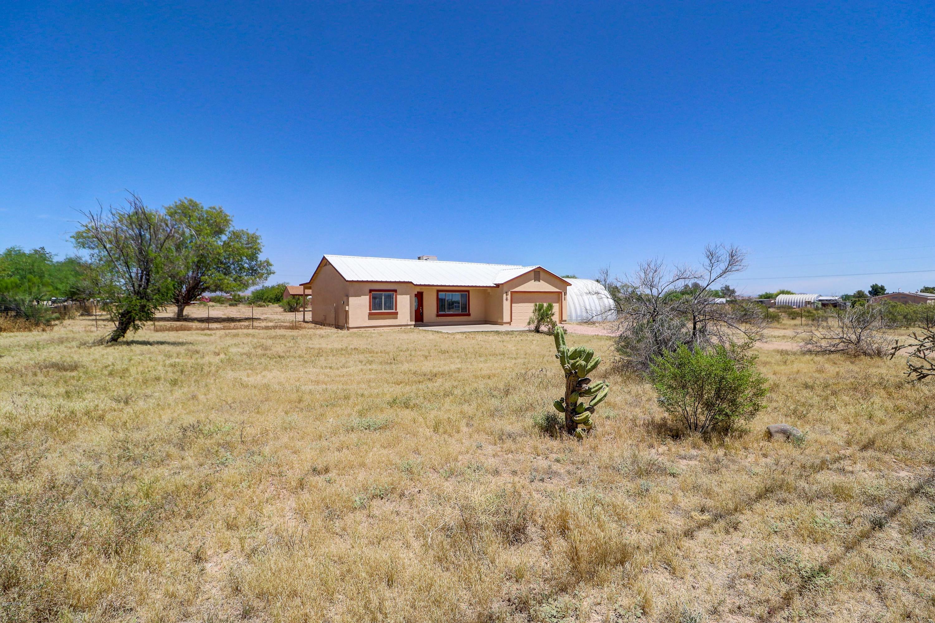 22540 Peak View Road Wittmann, AZ 85361 - Photo 3 of 33 Front_3