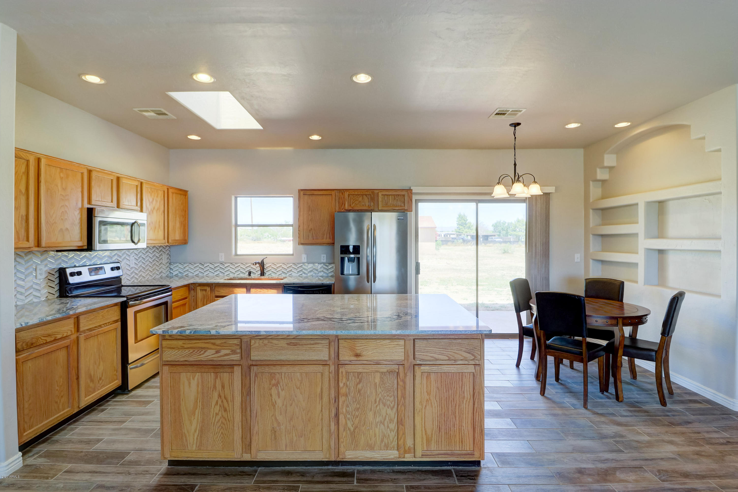 22540 Peak View Road Wittmann, AZ 85361 - Photo 10 of 33 Kitchen_2