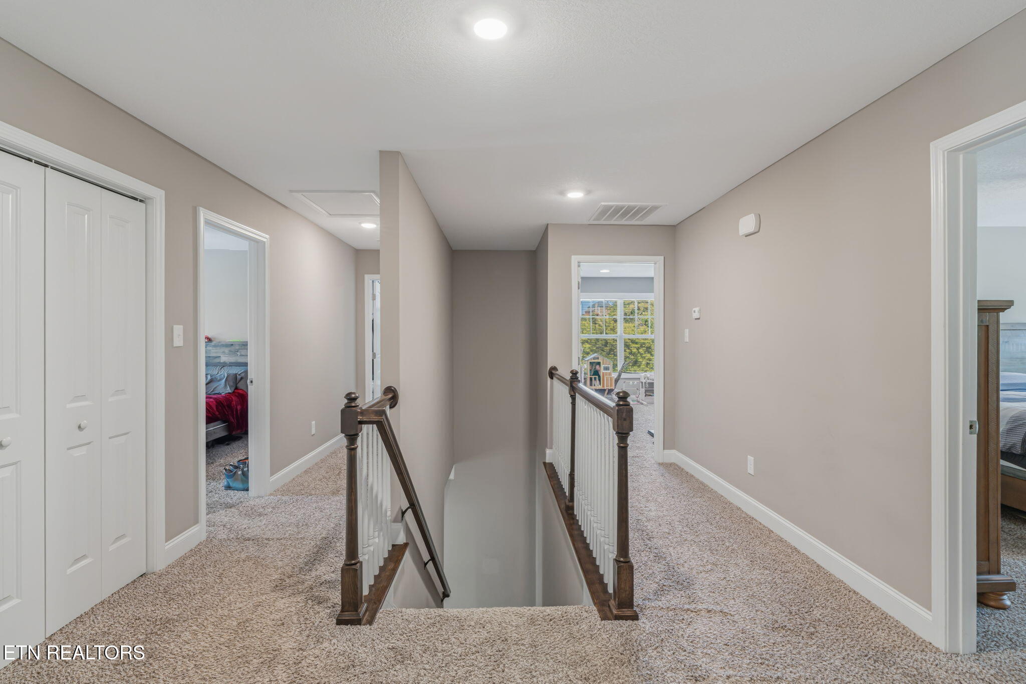 99 Fallberry Street Oak Ridge, TN 37830 - Photo 27 of 60 Upstairs Hallway
