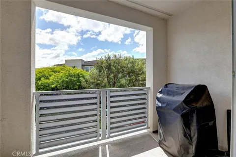 $959,000 | 1 Vantis Drive, Aliso Viejo, CA 92656