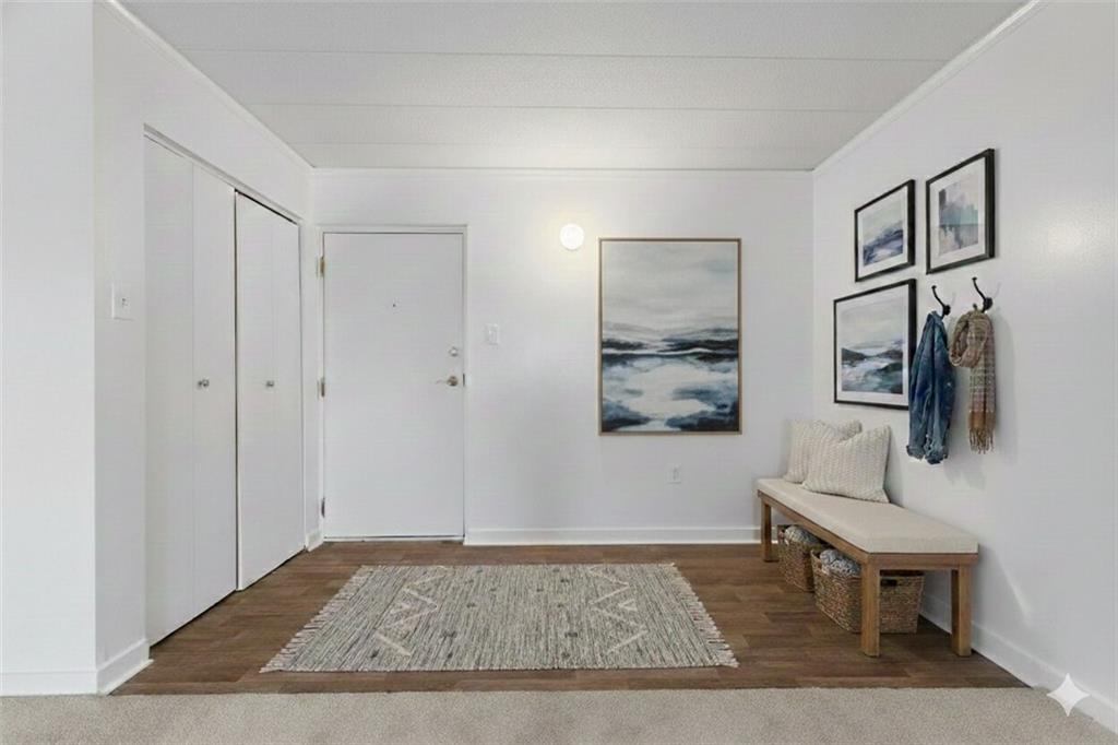 820 East Beau Street, Unit 3M Washington, PA 15301 - Photo 7 of 29 Bright and spacious entry with ample storage